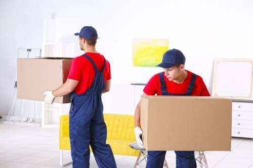 Local removals planning for a Kensington home move