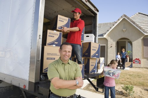 Moving truck service for residential and commercial moves in Kensington