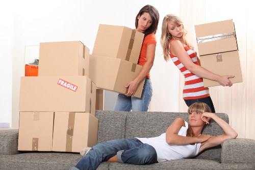 A smooth moving day in Kensington with organized packing